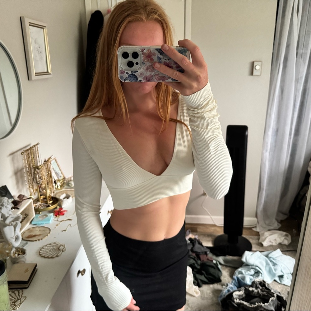 Garage White Fitted Long Sleeve Crop Top